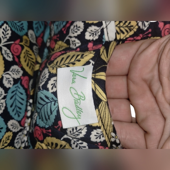 Vera Bradley Bag happy snails pattern - Picture 4 of 9